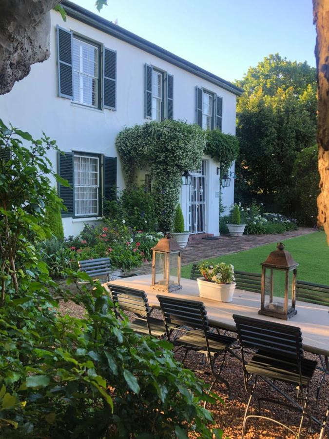 Sandown Lodge Cape Town Exterior photo